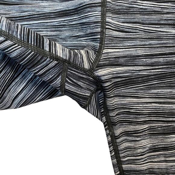 Lululemon Train Times 7/8 Pant *25" Low Tide Alpine White Black / Black Size 10 - Picture 7 of 12